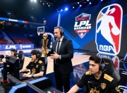 关于LPL世界赛陪练阵容曝光！世界冠军教练带队，三C均出自涅槃组的信息